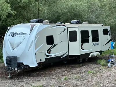 Used 2017 Grand Design Reflection 308BHTS