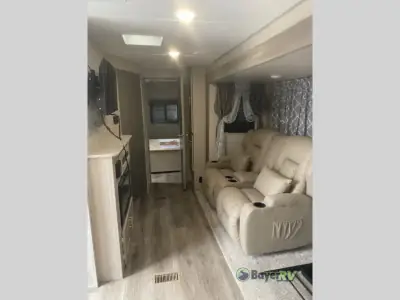 2023 Coachmen Catalina Legacy 263FKDS photo 13