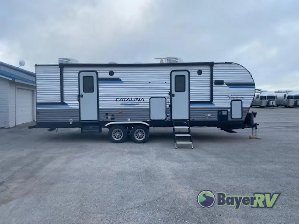 2023 Coachmen Catalina Legacy 263FKDS exterior