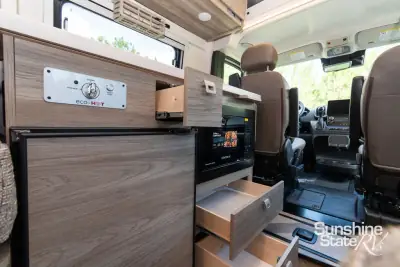 2027 Winnebago Travato 59K photo 19