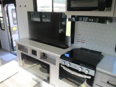 2026 Jayco Jay Feather 30RKB photo 23