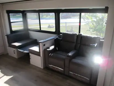 2026 Jayco Jay Feather 30RKB photo 14