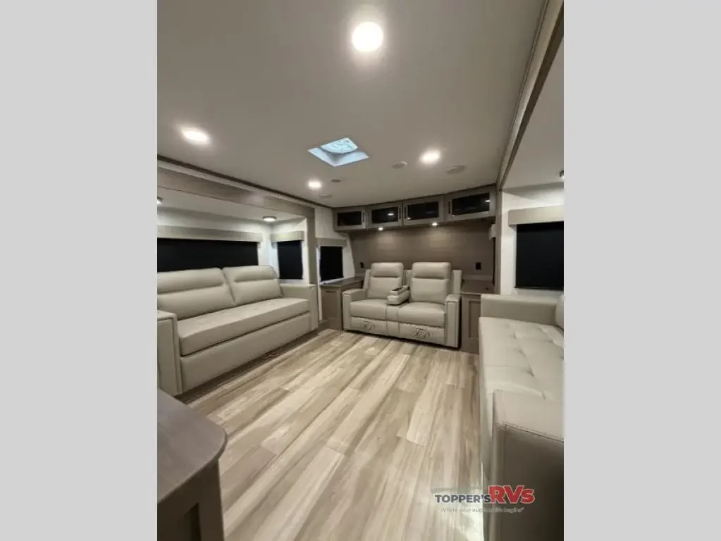 2025 Grand Design Reflection 360FLS exterior