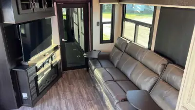 2023 Jayco SEISMIC 4113 photo 5
