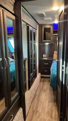 2023 Jayco SEISMIC 4113 photo 9