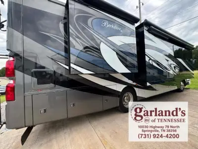 2019 Forest River Berkshire XL 37A photo 5