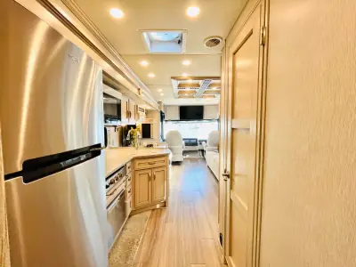 2021 Newmar CANYON STAR 3927 photo 30