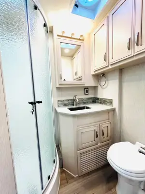 2021 Newmar CANYON STAR 3927 photo 17