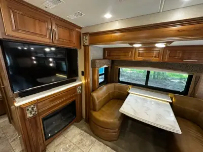 2017 Thor ENTEGRA ASPIRE photo 9