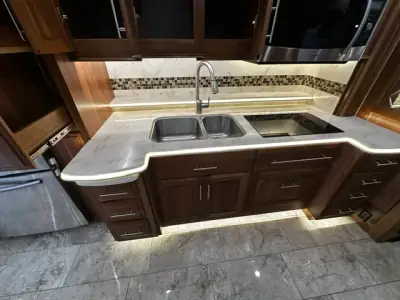 2017 Thor ENTEGRA ASPIRE photo 11