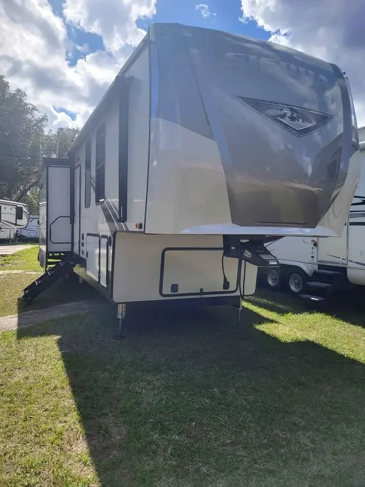2020 Forest River Sierra 383RBLOK exterior
