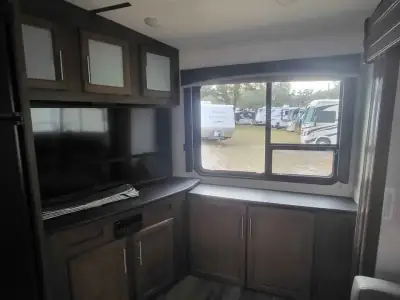 2019 Keystone Cougar 25RSWE COUGAR photo 10