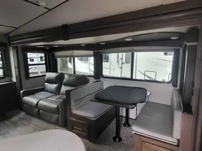 2019 Keystone Cougar 25RSWE COUGAR photo 11