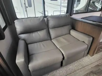 2019 Keystone Cougar 25RSWE COUGAR photo 9