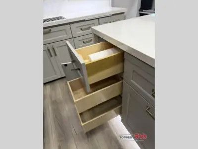 2024 Brinkley Model G 3500 photo 31