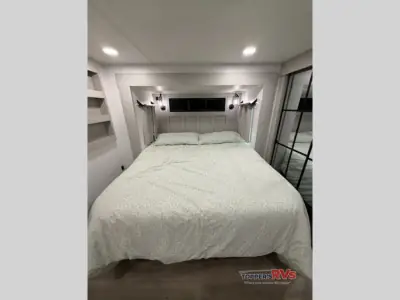 2024 Brinkley Model G 3500 photo 63
