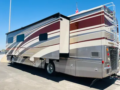 2015 Fleetwood Expedition M-38K photo 9