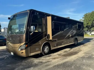 2012 Tiffin Motorhomes Allegro Breeze 32BR