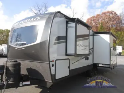 2026 Forest River Flagstaff Super Lite 26SRD photo 3