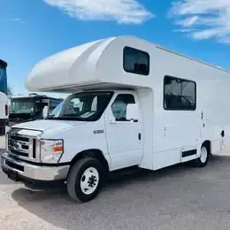 2024 Thor Motor Coach FOUR WINDS 22E photo 2