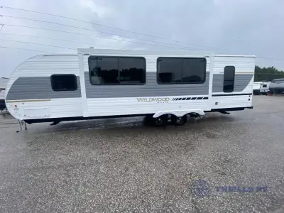 2026 Forest River Wildwood X-Lite 273QBXL photo 7