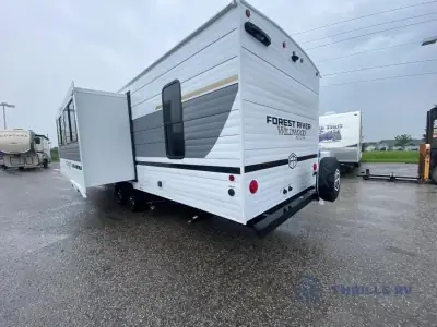 2026 Forest River Wildwood X-Lite 273QBXL photo 6