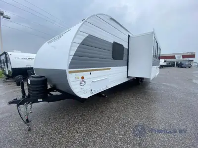 2026 Forest River Wildwood X-Lite 273QBXL photo 4