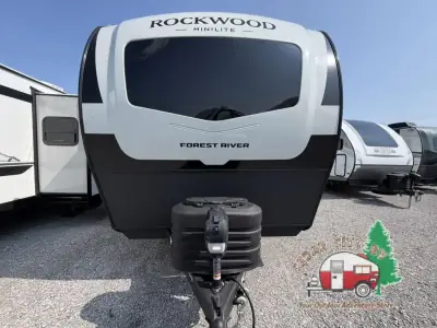 2027 Forest River Rockwood Mini Lite 2525RB photo 4