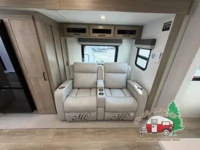 2027 Forest River Rockwood Mini Lite 2525RB photo 32