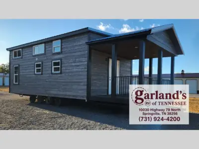2023 Garlands LUXURY TINY HOMES THE IRONWOOD photo 3