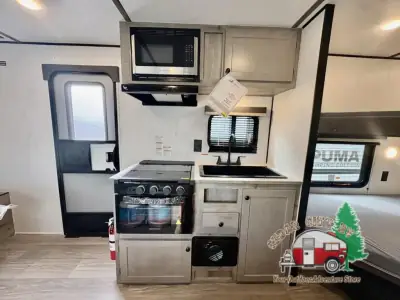 2027 Sunset Park Sun Lite LTD 21DB photo 17