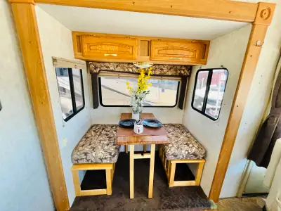 2005 Georgie Boy LANDAU 2450DS photo 12