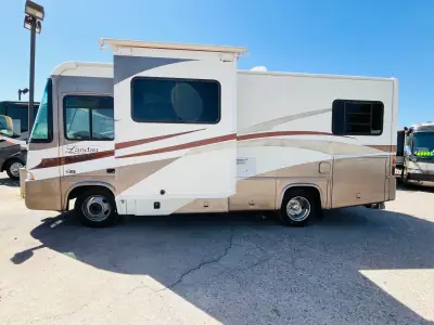 2005 Georgie Boy LANDAU 2450DS photo 3
