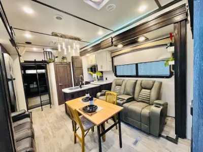 2018 Keystone RAPTOR 425TS photo 8