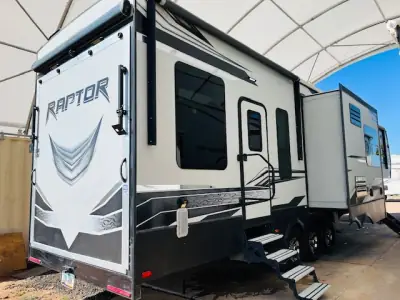 2018 Keystone RAPTOR 425TS photo 7