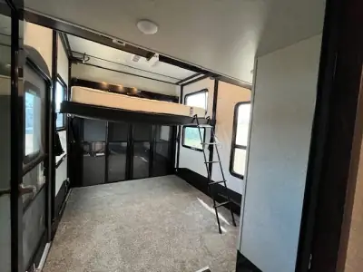 2018 Keystone RAPTOR 425TS photo 23
