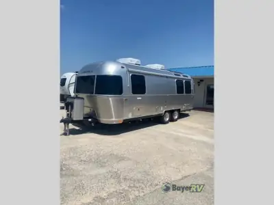 2025 Airstream International 25FB Twin photo 7
