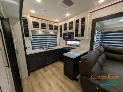 2026 Forest River Cherokee Sabre 36EST photo 6