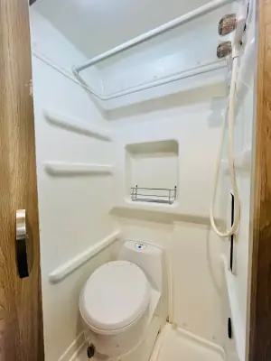 2023 Winnebago SOLIS 59PX photo 8