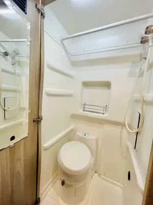 2023 Winnebago SOLIS 59PX photo 9