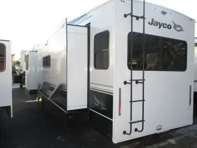 2025 Jayco Eagle 355MBQS photo 7