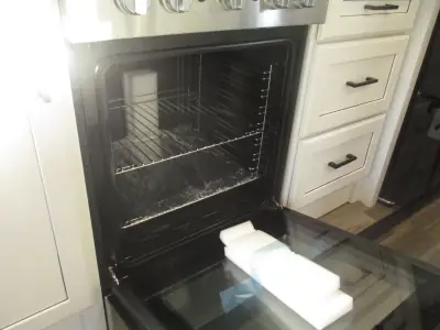 2025 Jayco Eagle 355MBQS photo 13