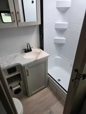2027 Jayco Jay Feather 21MML photo 6