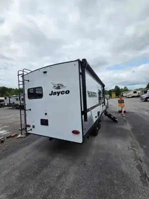 2027 Jayco Jay Feather 21MML photo 9