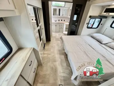 2027 Coachmen Brookstone 344FL photo 37