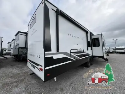 2027 Coachmen Brookstone 344FL photo 7