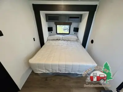 2027 Forest River Puma Vista 421LFT photo 27