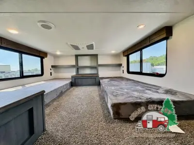 2027 Forest River Puma Vista 421LFT photo 24