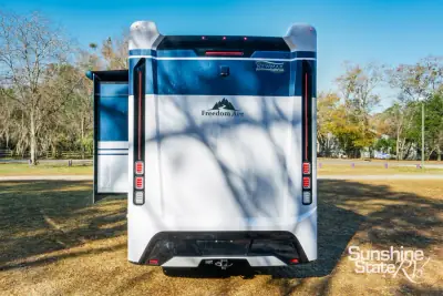 2026 Newmar Freedom Aire 2515 Std photo 4
