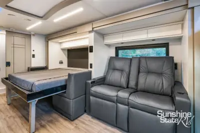 2026 Newmar Freedom Aire 2515 Std photo 14